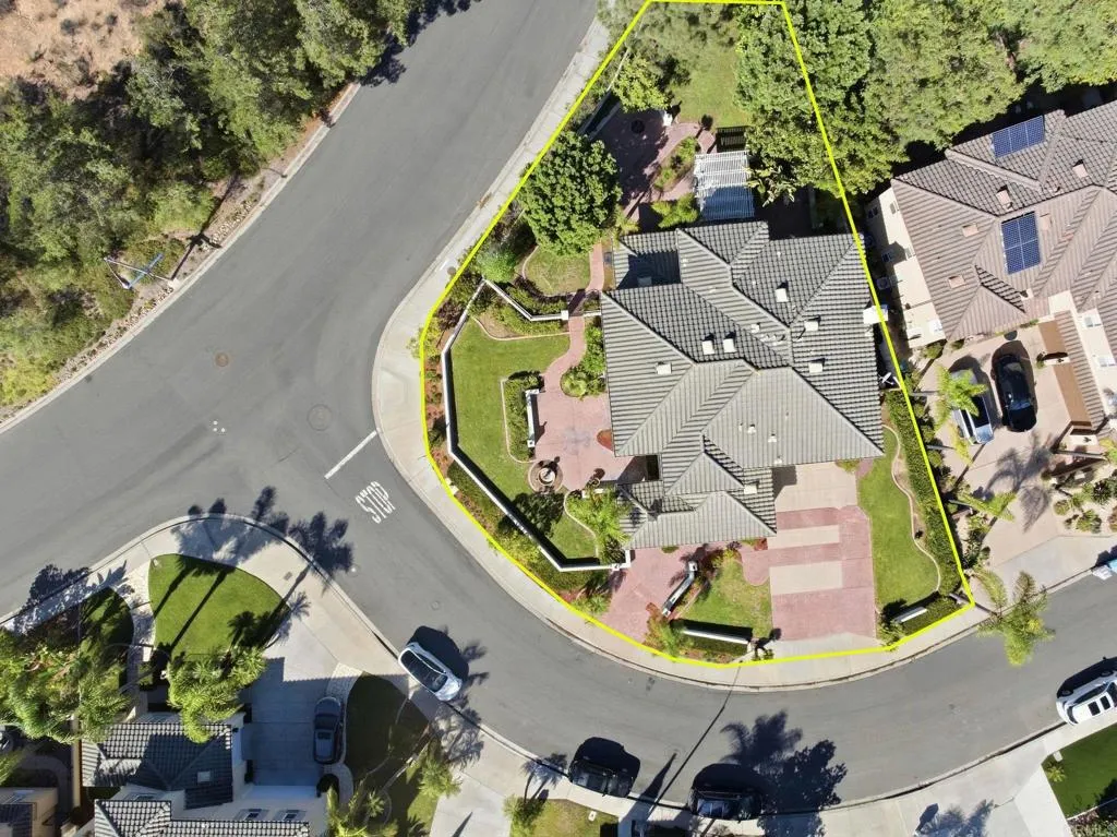 https://cdn.realtyfeed.com/cdn/127/307077332/92b17911a8a710cb5e307d068cc9f7a8.webp