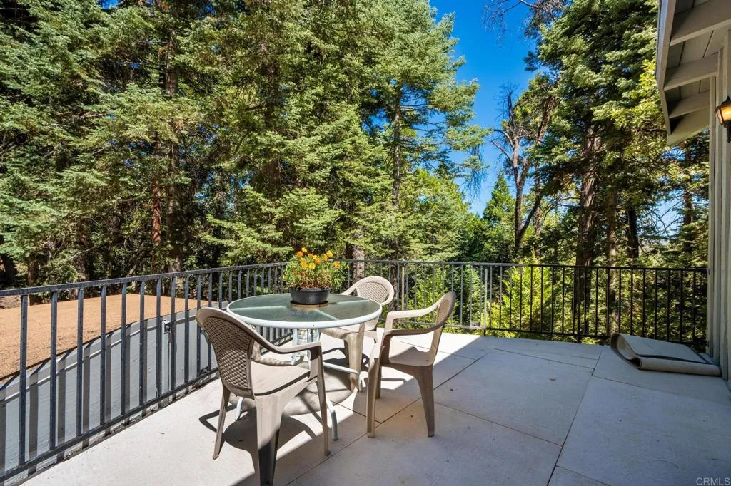 https://cdn.realtyfeed.com/cdn/127/307077361/dd26574f2161047bcaa58f7dd66c5457.webp