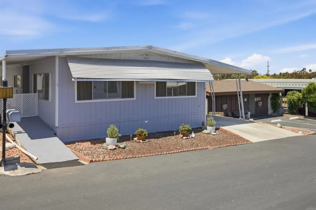 718 Sycamore Unit 26, Vista, CA 92083 - Photo 3 of 37, Vista, CA