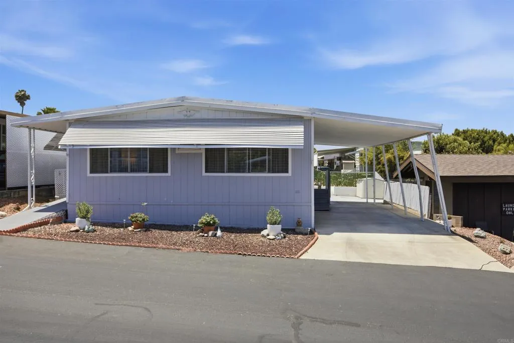 718 Sycamore Unit 26, Vista, CA 92083 - Photo 2 of 37, Vista, CA
