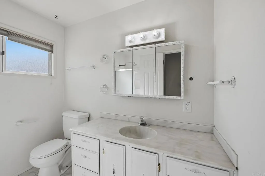 https://cdn.realtyfeed.com/cdn/127/307077444/5570b68aa39adc0317196721e6c0c28f.webp