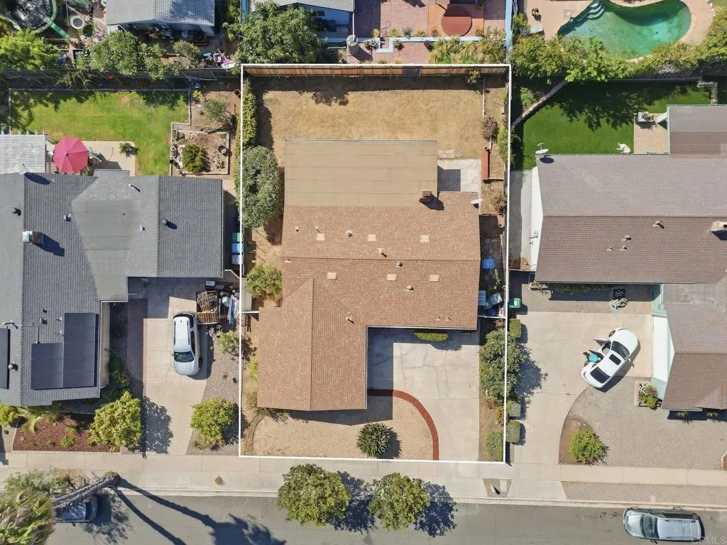https://cdn.realtyfeed.com/cdn/127/307077444/af7fcf81b2065fb97f72bdc639770b84.webp