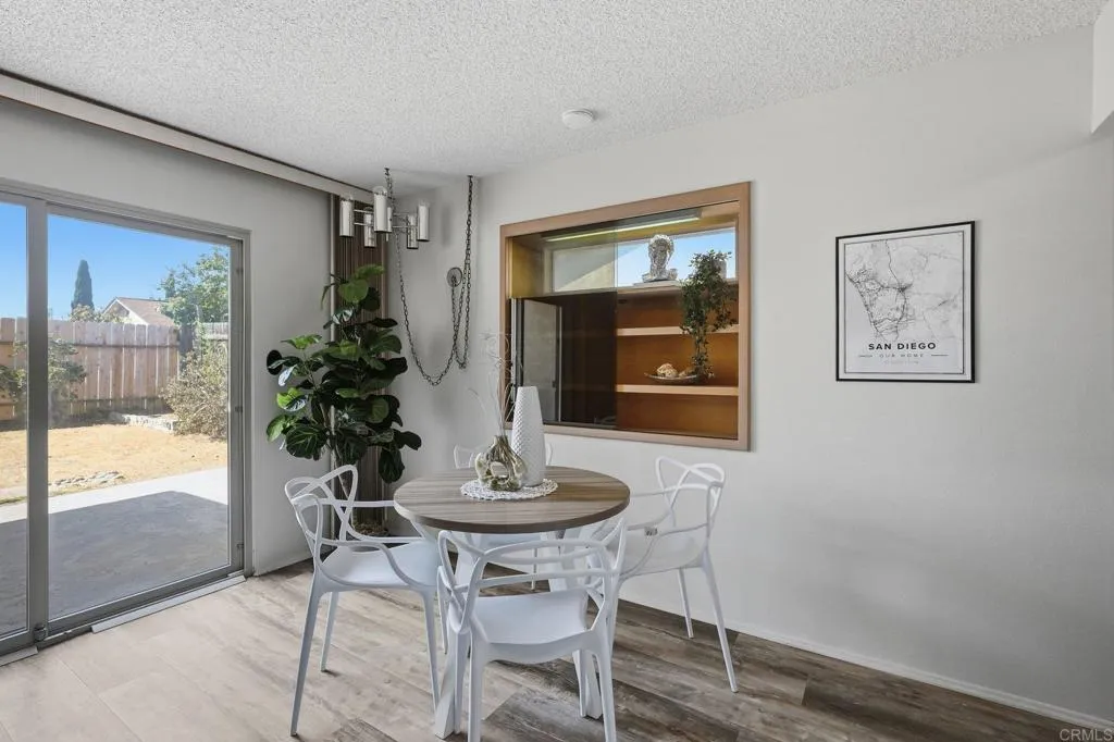 https://cdn.realtyfeed.com/cdn/127/307077444/b9742f4606dcaf63c935f61bc0c82c4b.webp