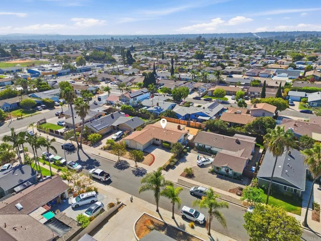 https://cdn.realtyfeed.com/cdn/127/307077444/bb75c23b83afad63b74950a5ed364106.webp