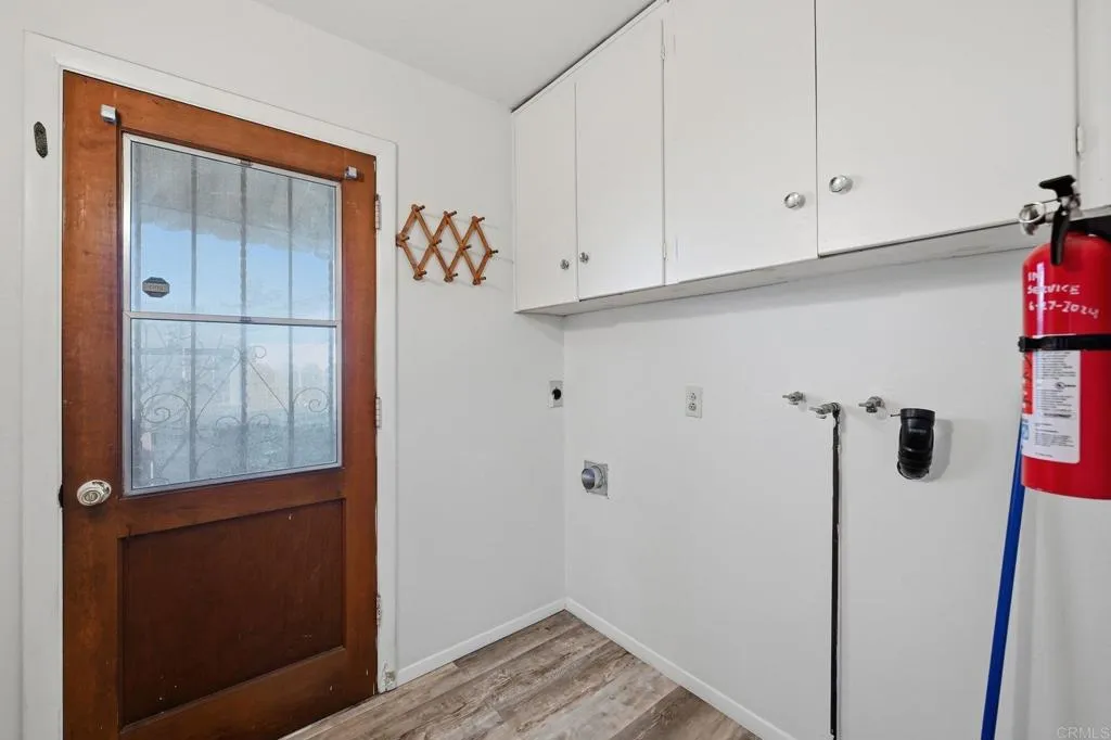 https://cdn.realtyfeed.com/cdn/127/307077444/d04780342d2ce9eeea698e81c22b7638.webp