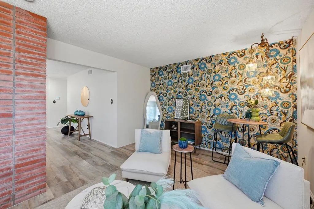 https://cdn.realtyfeed.com/cdn/127/307077444/e12511efad3e17d6dd0aadfed0d004a6.webp