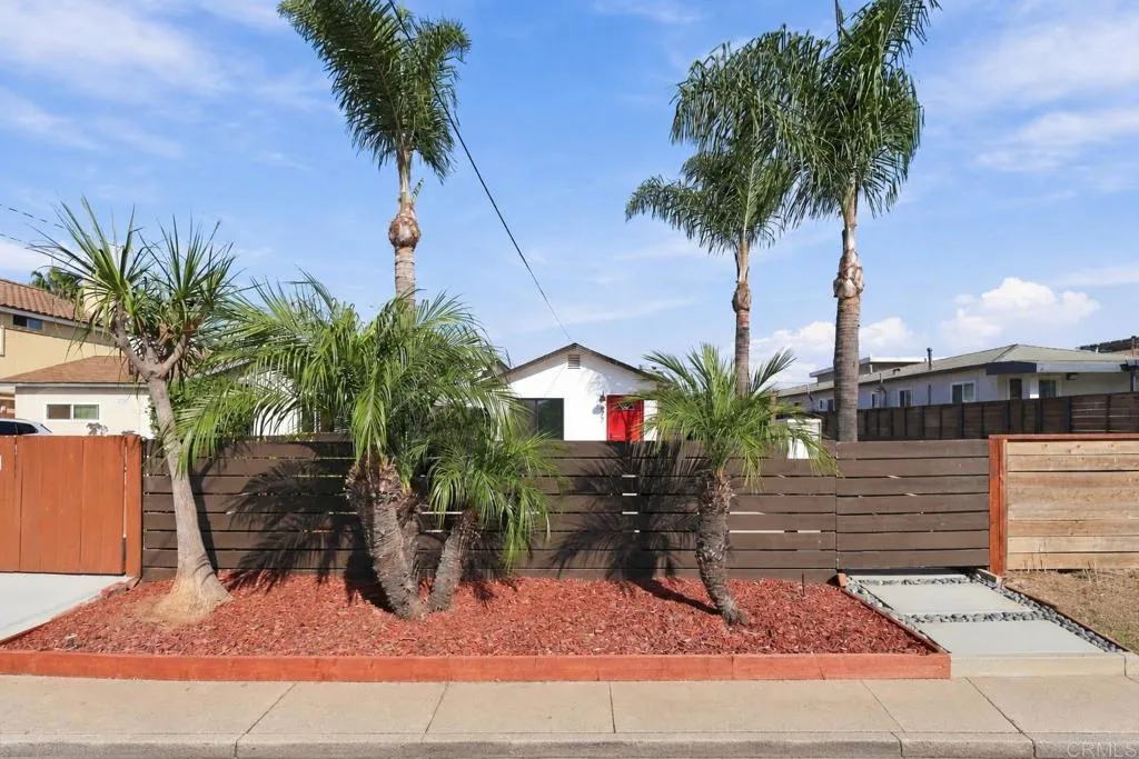 https://cdn.realtyfeed.com/cdn/127/307077492/05cf5103c8dadd2c4527c5c299f4723f.webp