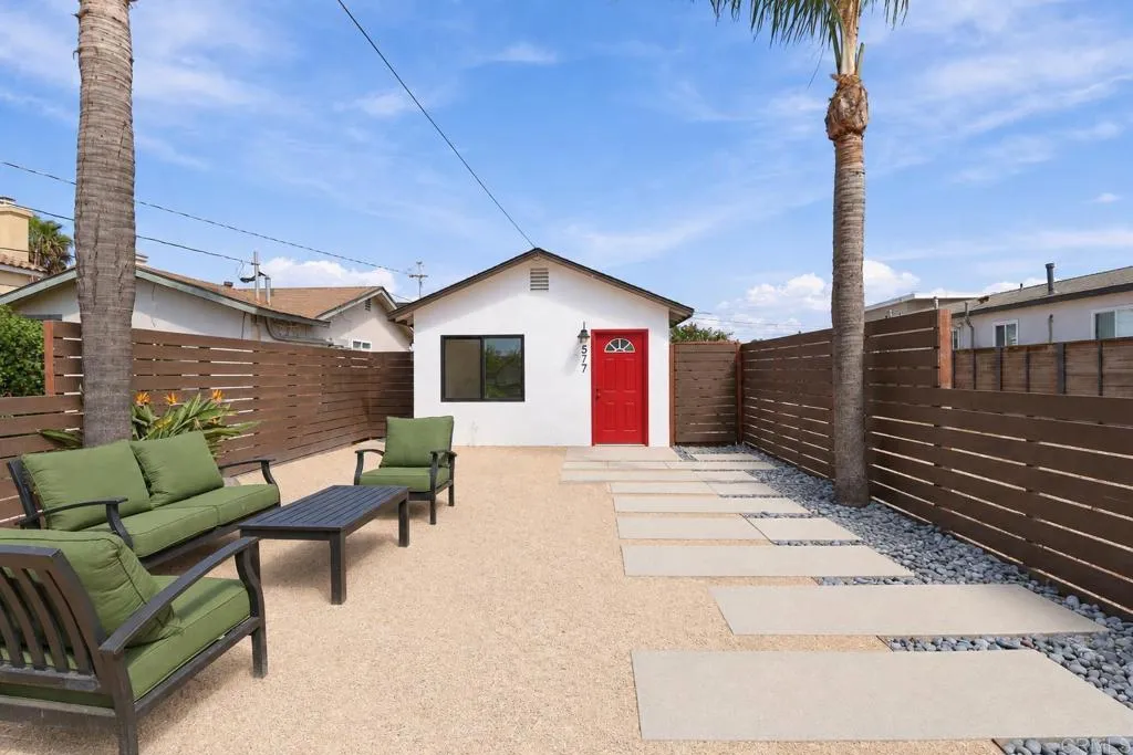 https://cdn.realtyfeed.com/cdn/127/307077492/6e7c0e914010c87602015e8773ae456d.webp