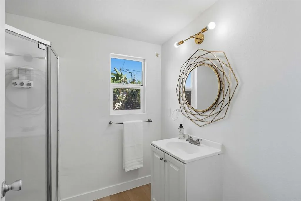 https://cdn.realtyfeed.com/cdn/127/307077492/87713db2d074aa101fc5795faed63a2d.webp