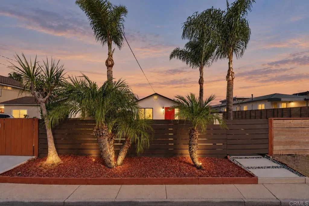 https://cdn.realtyfeed.com/cdn/127/307077492/8f3306383109918d7fd0a6cadb7afac8.webp