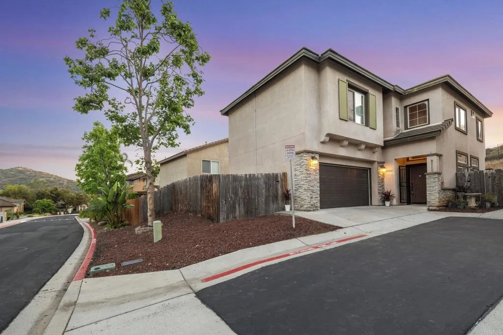 https://cdn.realtyfeed.com/cdn/127/307077532/53c2b1319b97041143dffe6d5ceed12d.webp