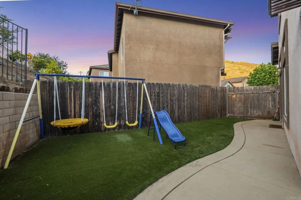 https://cdn.realtyfeed.com/cdn/127/307077532/641689ae7b69cf5767245590616d2350.webp