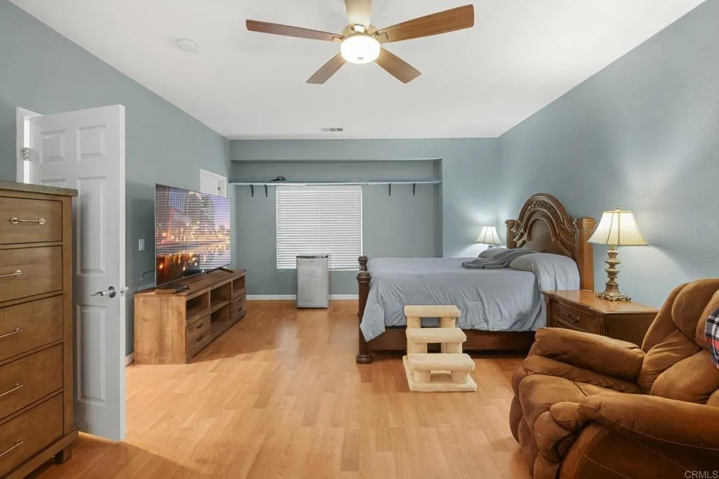https://cdn.realtyfeed.com/cdn/127/307077532/c4b8c44a8bab86a38ca38402bd44d575.webp