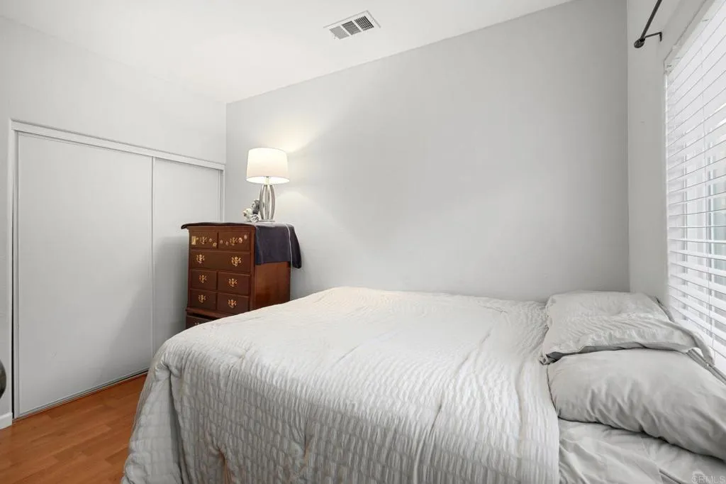 https://cdn.realtyfeed.com/cdn/127/307077532/cbea4dcb309b262a0faa24ff14db5c50.webp