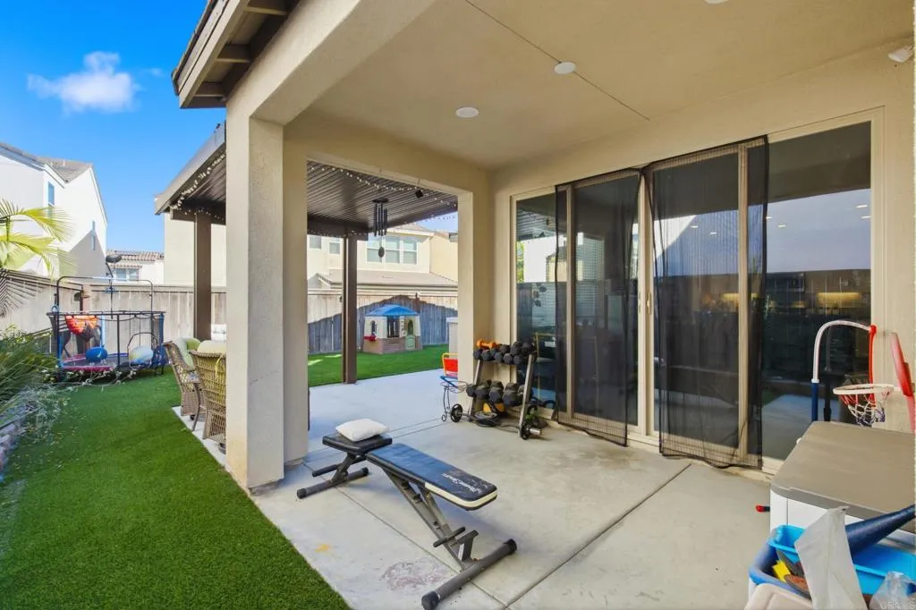 https://cdn.realtyfeed.com/cdn/127/307077533/e8fca58ec36e96be0ad469ffd5293442.webp