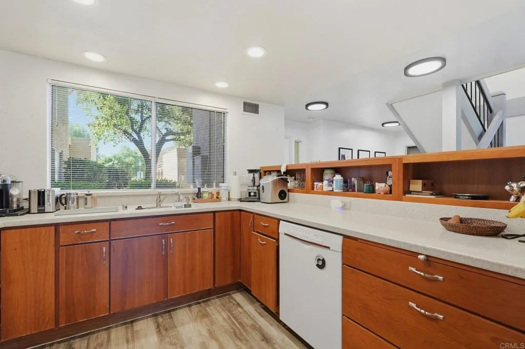 https://cdn.realtyfeed.com/cdn/127/307077535/5b66e653b667a1da7b73ba1ce76ade9d.webp