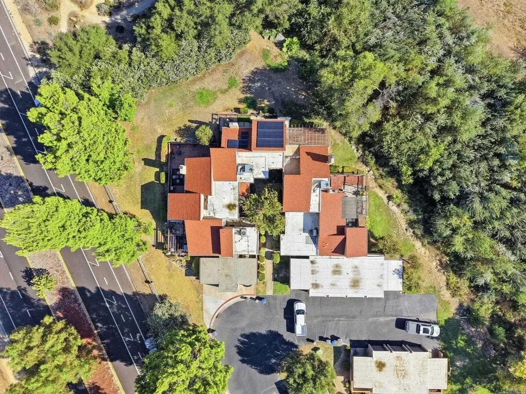 https://cdn.realtyfeed.com/cdn/127/307077535/a98beb0c9624b8dd874fe0e3407890f3.webp