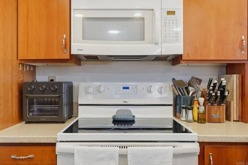 https://cdn.realtyfeed.com/cdn/127/307077535/e1a412c81556b8877cb46863b368223e.webp