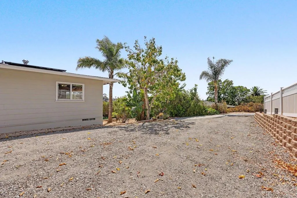 https://cdn.realtyfeed.com/cdn/127/307077538/2f45d954fdc9b9485de72a524d5fdf35.webp