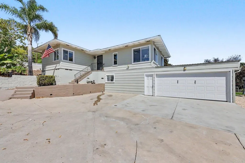 https://cdn.realtyfeed.com/cdn/127/307077538/c7193bd23ebf62b37b491c3b79d61eb3.webp