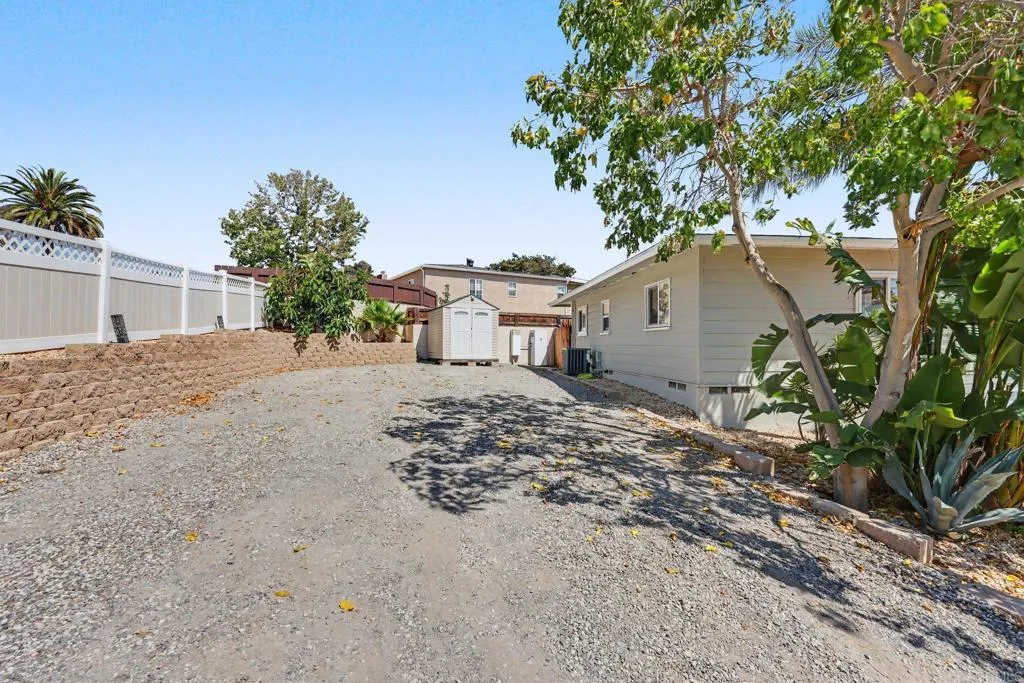 https://cdn.realtyfeed.com/cdn/127/307077538/eac2130bf88988d90c2f9ce1badfffc0.webp