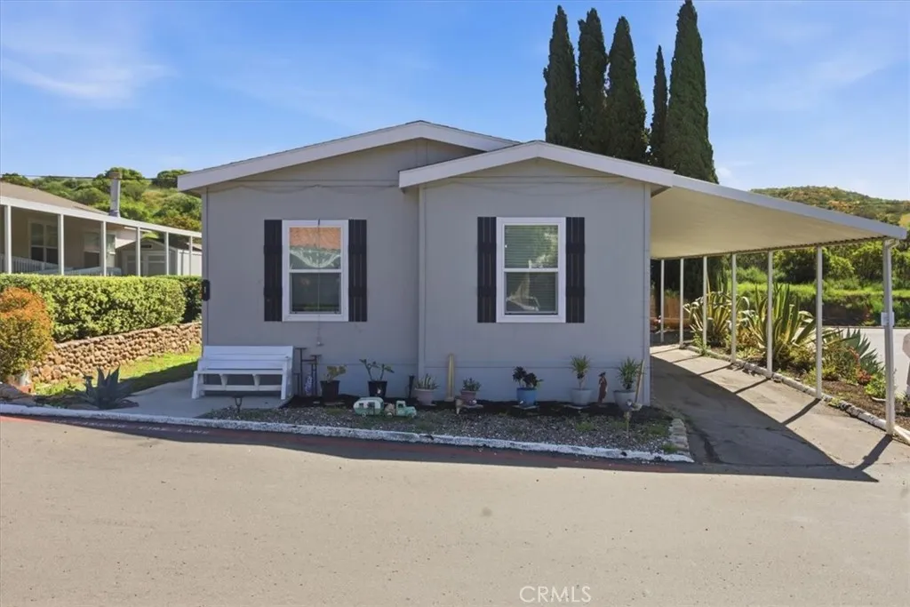 https://cdn.realtyfeed.com/cdn/127/307077564/08f7aae51812954214fdba0efff2584b.webp