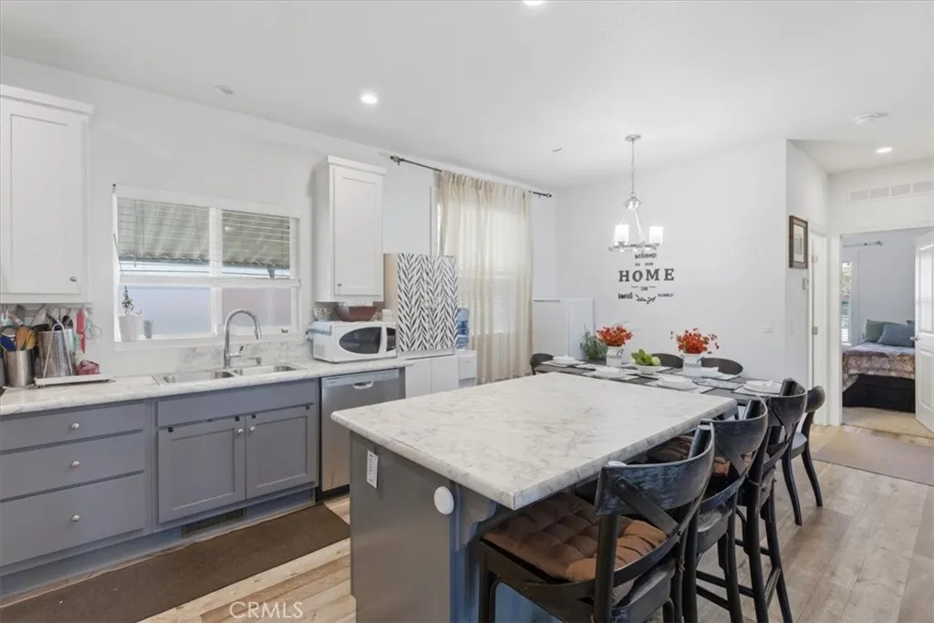 https://cdn.realtyfeed.com/cdn/127/307077564/204f4c7f62ac98b4af7c62052bd0093b.webp