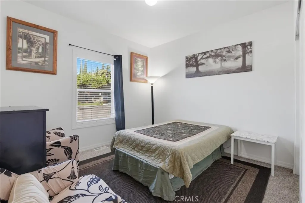 https://cdn.realtyfeed.com/cdn/127/307077564/aaae1446cdd2e18d7c96729d3eb95dcd.webp