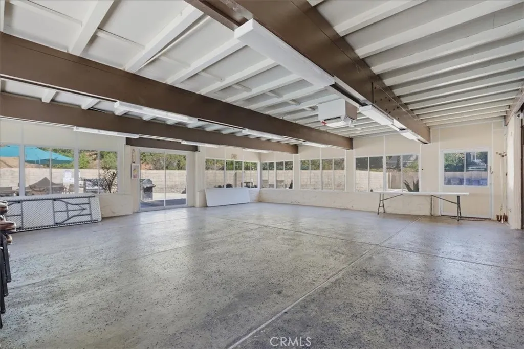 https://cdn.realtyfeed.com/cdn/127/307077564/bc1ed88e3079cb7c0c16556568be71c9.webp