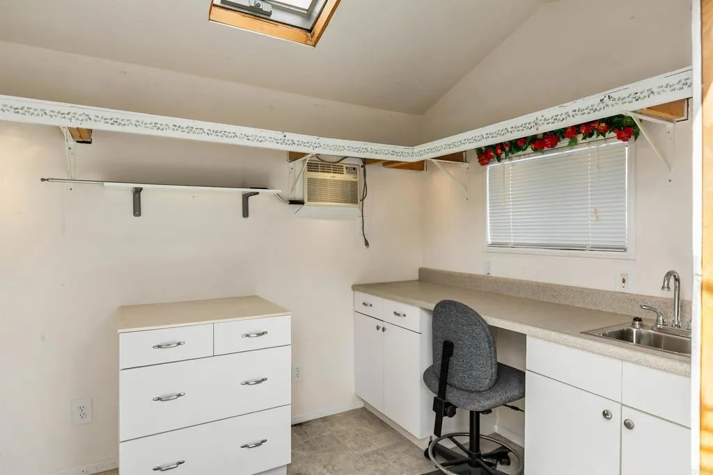 https://cdn.realtyfeed.com/cdn/127/307077566/24278386656b470330daf0ae3bd8dff3.webp