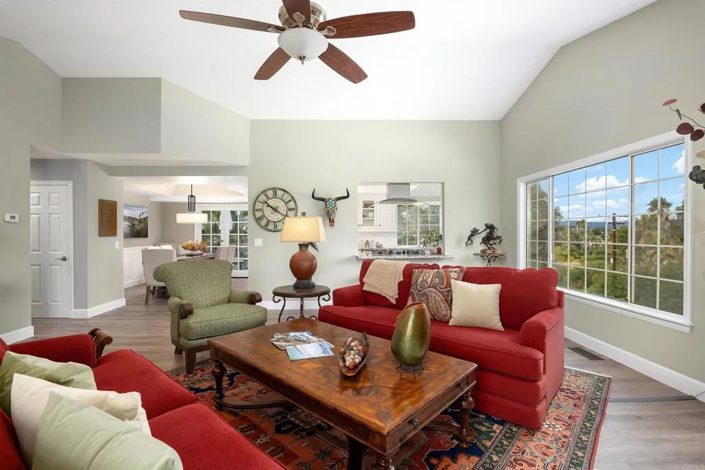 https://cdn.realtyfeed.com/cdn/127/307077584/5eeab70ffeb3e512a470f90cf469b9f7.webp