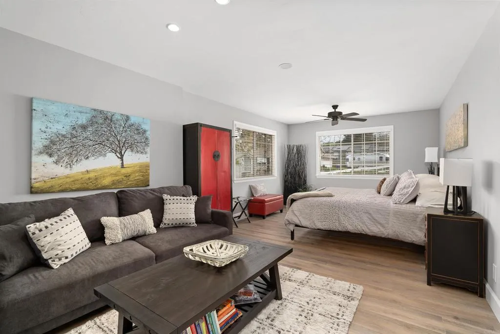 https://cdn.realtyfeed.com/cdn/127/307077584/9604999951f9be58a896cafedb764475.webp