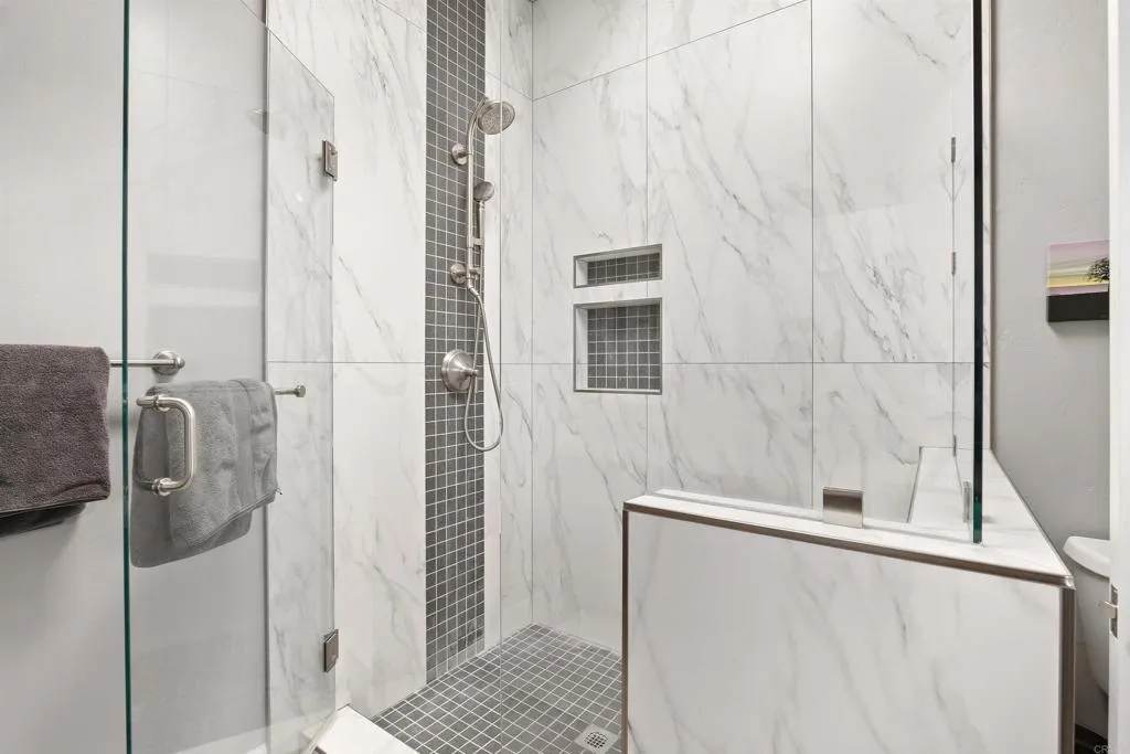 https://cdn.realtyfeed.com/cdn/127/307077584/a9a1d0cfbdfe0f958a807a6204e9e415.webp