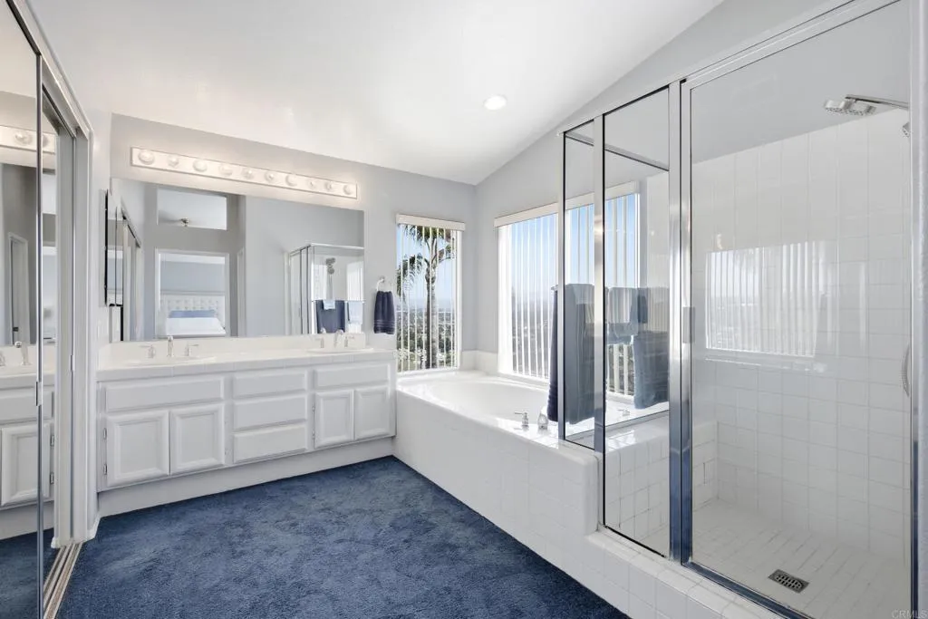 https://cdn.realtyfeed.com/cdn/127/307077712/8af9a4e61674138d722751b511ab2536.webp