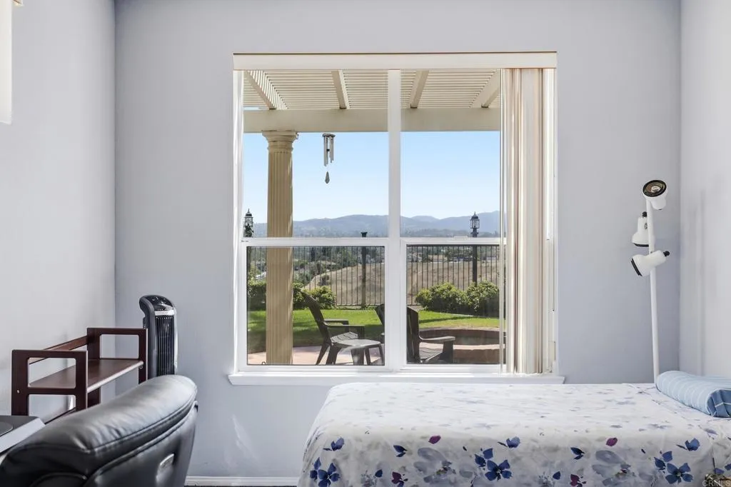 https://cdn.realtyfeed.com/cdn/127/307077712/b2e5287b79f513f51ec232380957a71b.webp