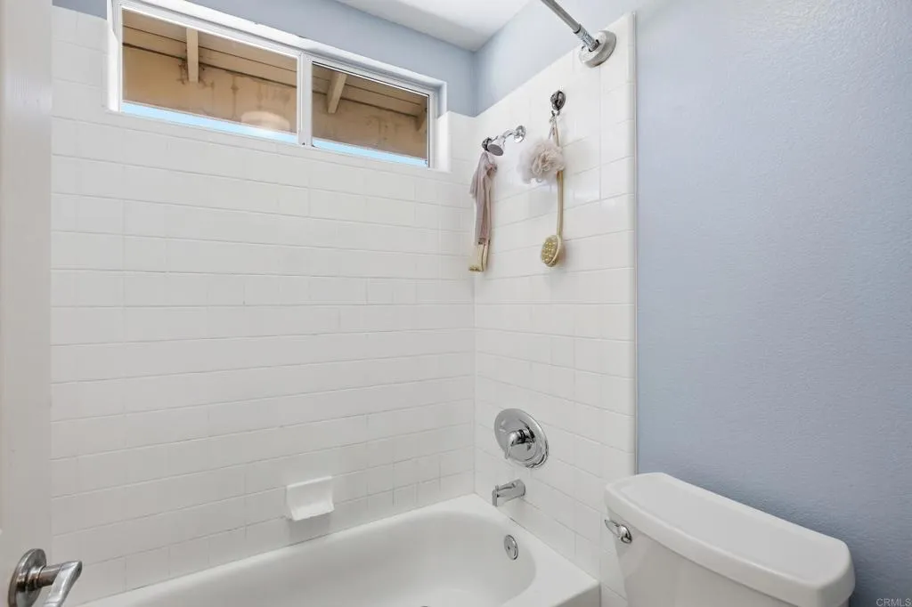https://cdn.realtyfeed.com/cdn/127/307077712/f8f52dabf1bd11776040924e08cf7e09.webp