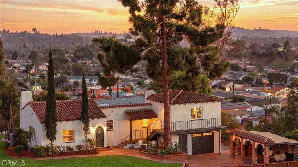 https://cdn.realtyfeed.com/cdn/127/307077716/197eb7901bd7ce8ebfc2da71cc5613db.webp