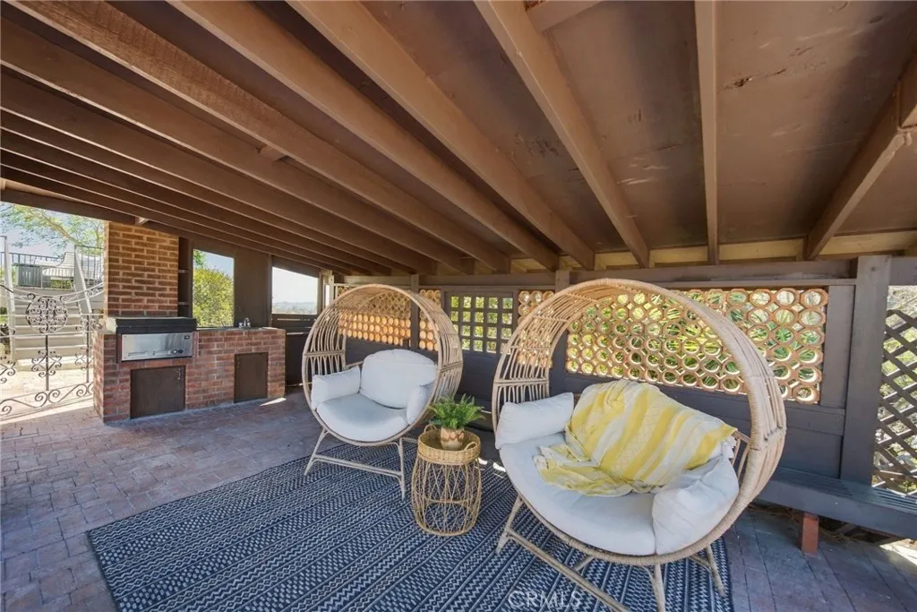 https://cdn.realtyfeed.com/cdn/127/307077716/240e29d1983e81ff6b752db26626e16b.webp