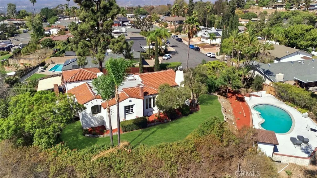 https://cdn.realtyfeed.com/cdn/127/307077716/891edf17534bf123bacb82d2adb0a951.webp