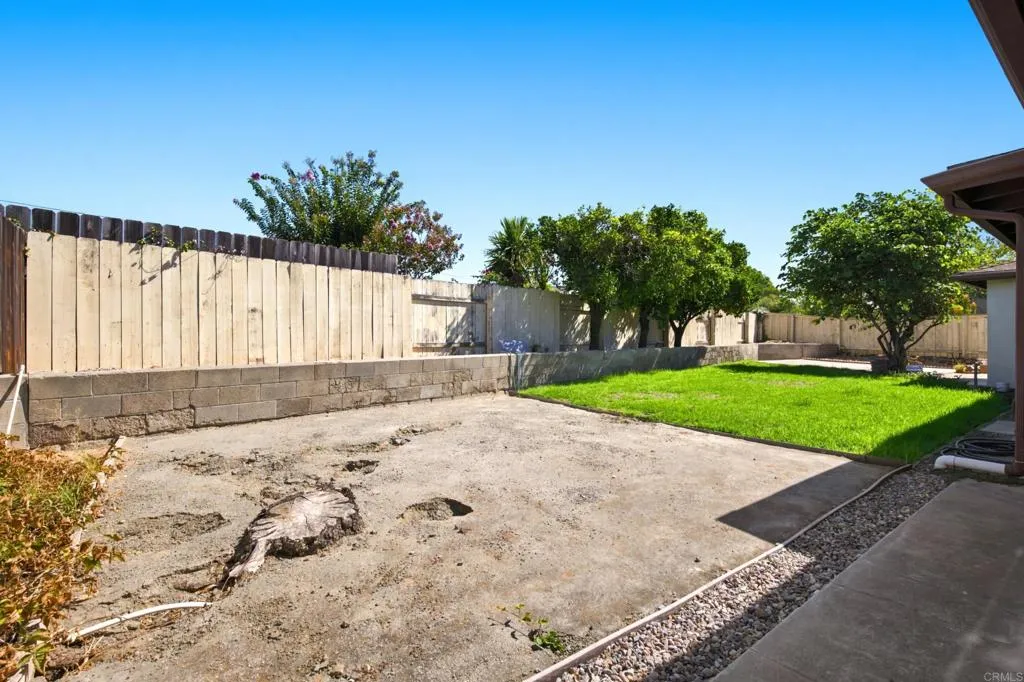 https://cdn.realtyfeed.com/cdn/127/307077740/05a810ae2eedc4f243cc6627bab95711.webp