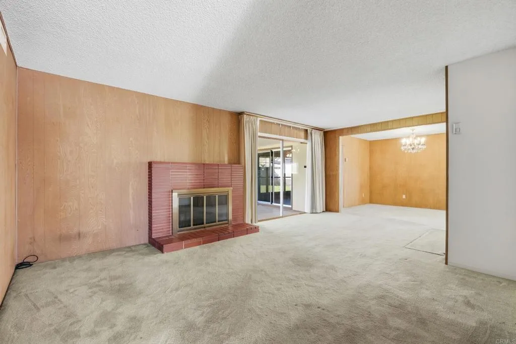 https://cdn.realtyfeed.com/cdn/127/307077740/56b53b5043663a7658a3a65ee0e77b17.webp