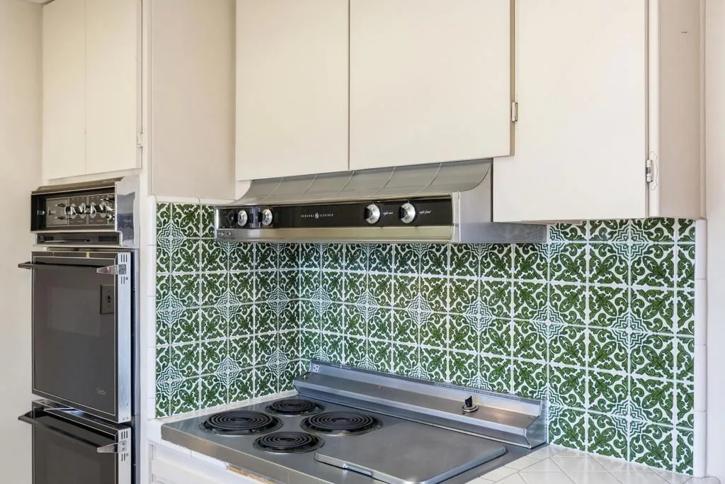 https://cdn.realtyfeed.com/cdn/127/307077740/d80a9ea0bdb8c316bbf3d3ac96e17a6a.webp
