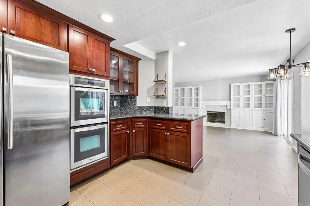 https://cdn.realtyfeed.com/cdn/127/307077778/2c75a8df2b73d7ae2f541e895765845f.webp