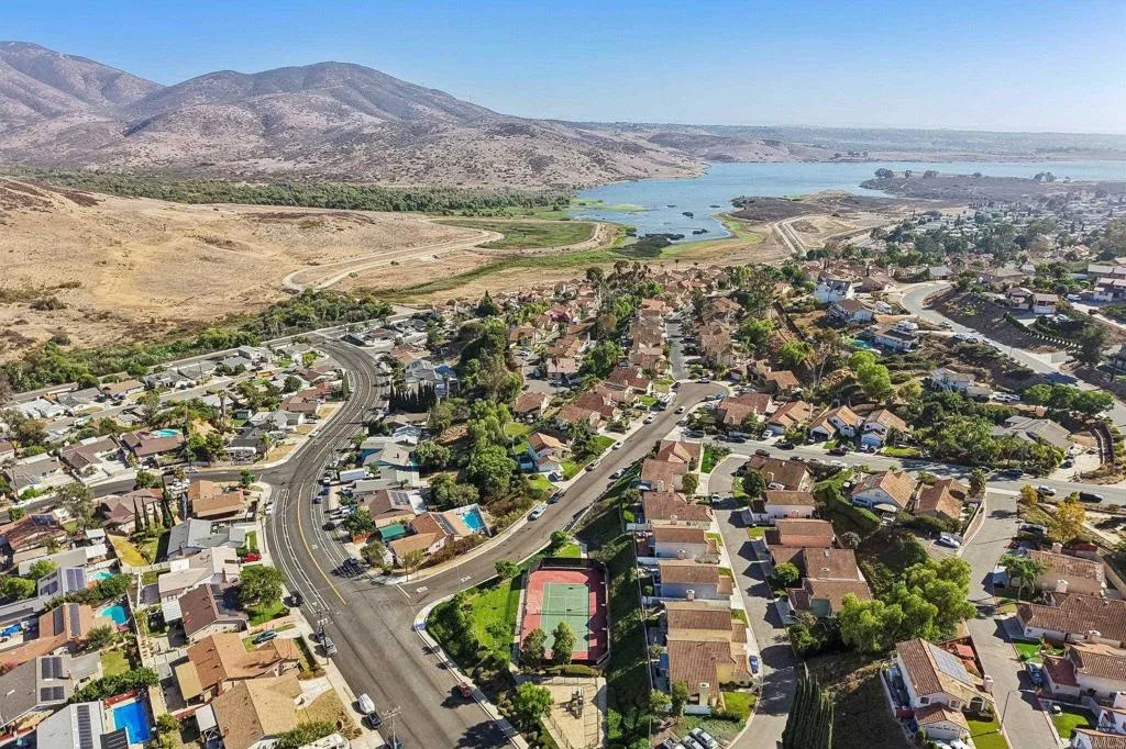 https://cdn.realtyfeed.com/cdn/127/307077778/d333ce4565f0bef28e6e6c394a8f1ca8.webp