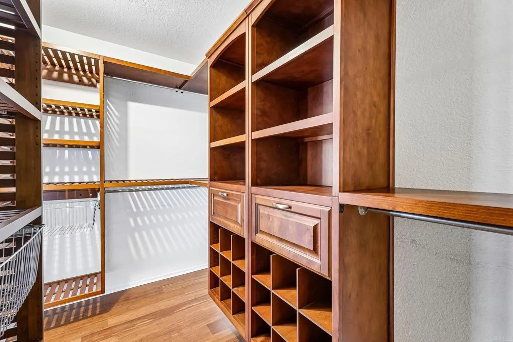 https://cdn.realtyfeed.com/cdn/127/307077778/d6e3000acea02e768903c25dc6e2b489.webp