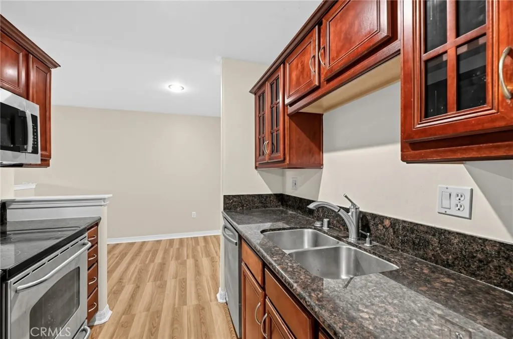 https://cdn.realtyfeed.com/cdn/127/307077785/b4ecac82dd33f91e7c882e72410aed1a.webp