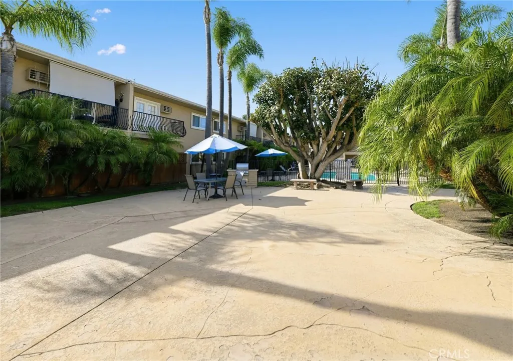 https://cdn.realtyfeed.com/cdn/127/307077785/c4b562866e77dcba502c406ac6249721.webp