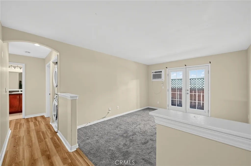 https://cdn.realtyfeed.com/cdn/127/307077785/f8302acfcdfe62e2d0b1db57e1a19730.webp