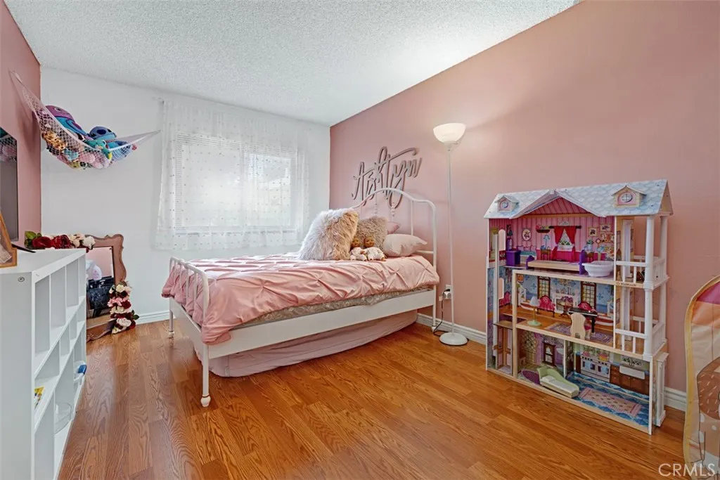 https://cdn.realtyfeed.com/cdn/127/307077828/d83c893bb3174651aa009e67c1d8b85e.webp