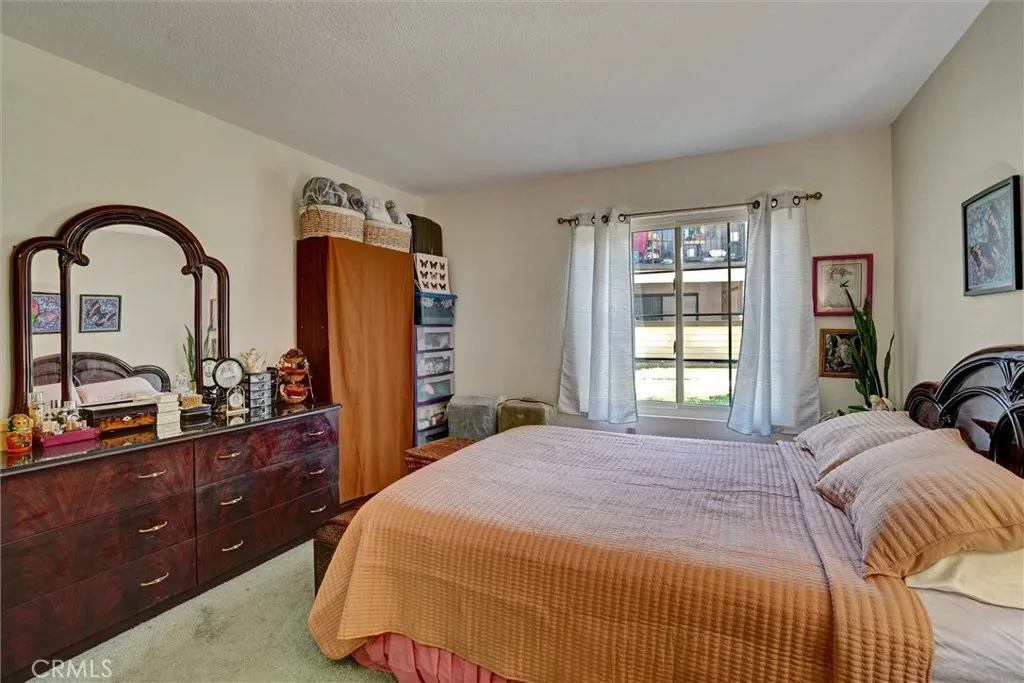 https://cdn.realtyfeed.com/cdn/127/307077837/067122e24631299016d64c349d5856ab.webp